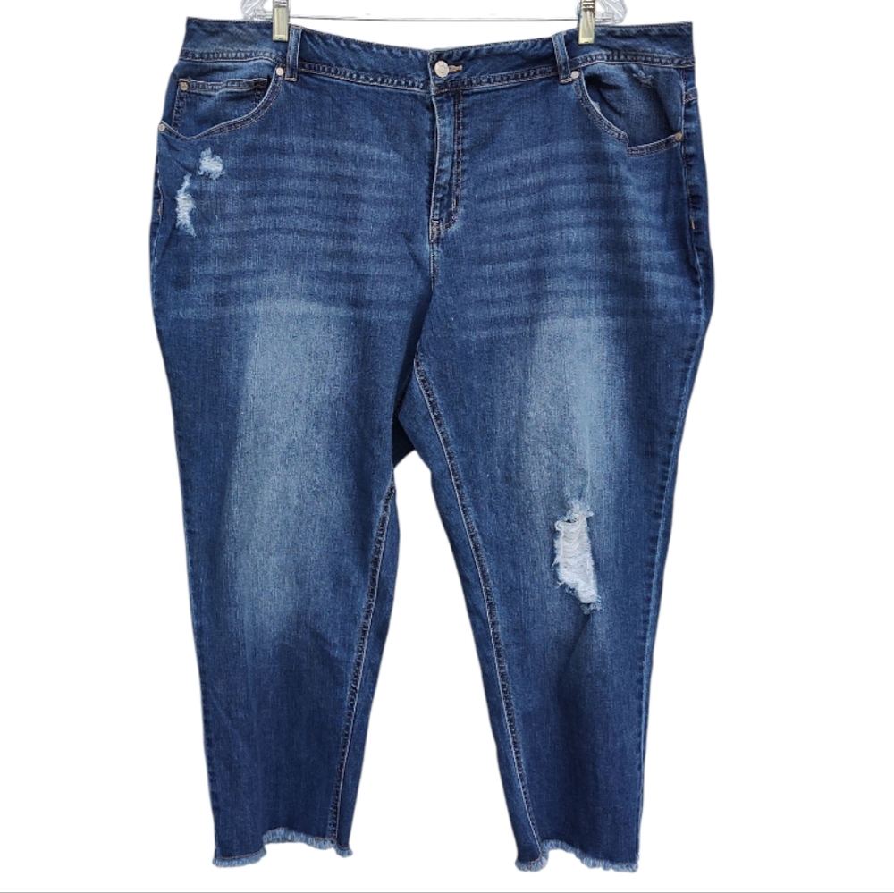 "Est.1946 Denim" Hi-Rise Cropped Distressed Jeans Size 26WP